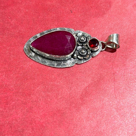 Ruby & Garnet Silver Pendant - Picture 4 of 10